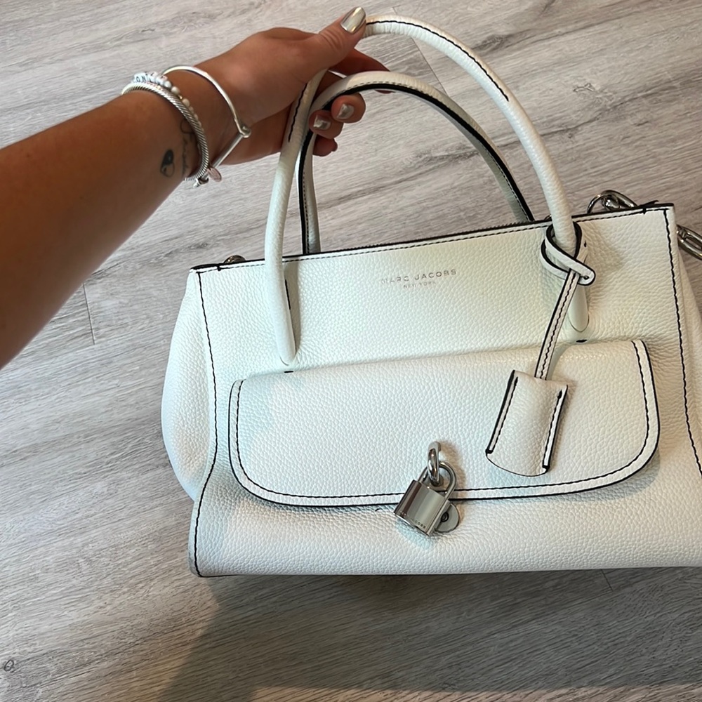 Marc Jacobs leather hand bag